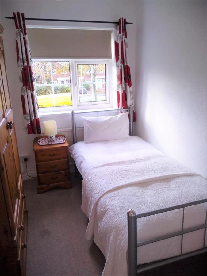 Smitten House 4 Bedroom Rhyl Exteriér fotografie